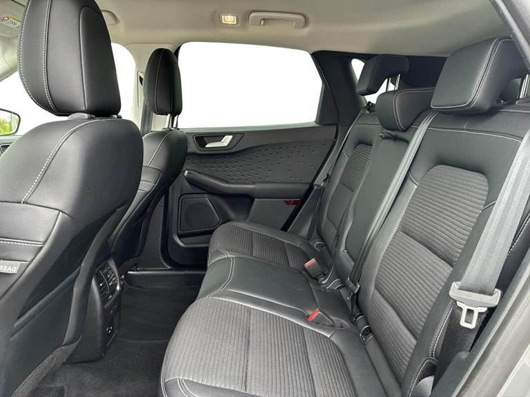 Ford Kuga 2,5 PHEV Titanium X CVT