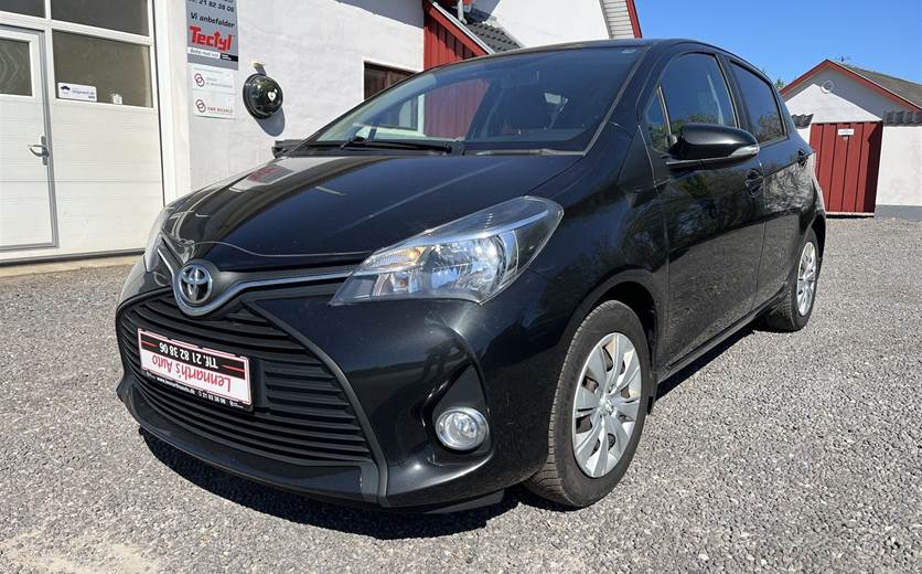 Toyota Yaris 1,0 VVT-I T1 Style 69HK 5d