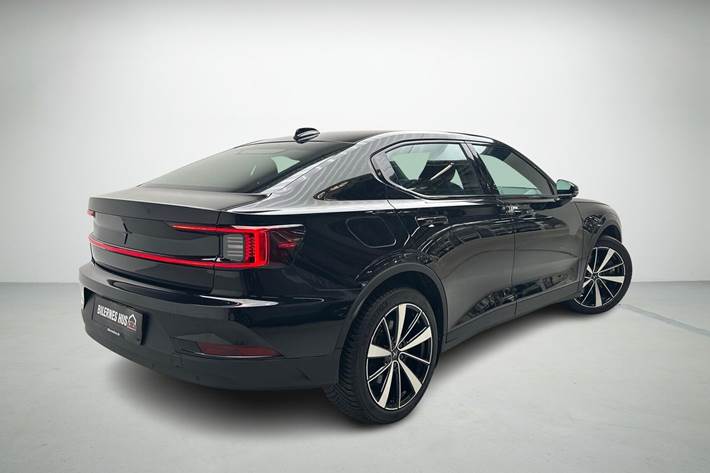 Sort Polestar 2 fra 2023