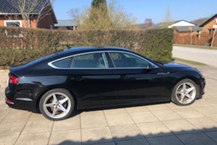 Sort Audi A5 Sportback fra 2019