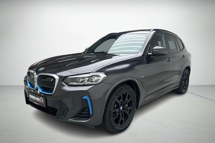 Sort BMW iX3 fra 2023