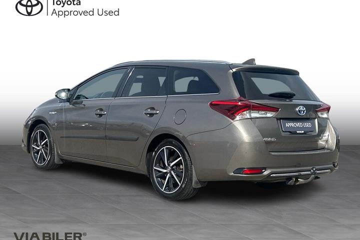 Bronze Toyota Auris fra 2018