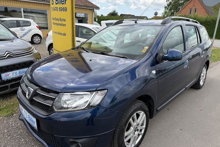 Blå Dacia Logan fra 2016