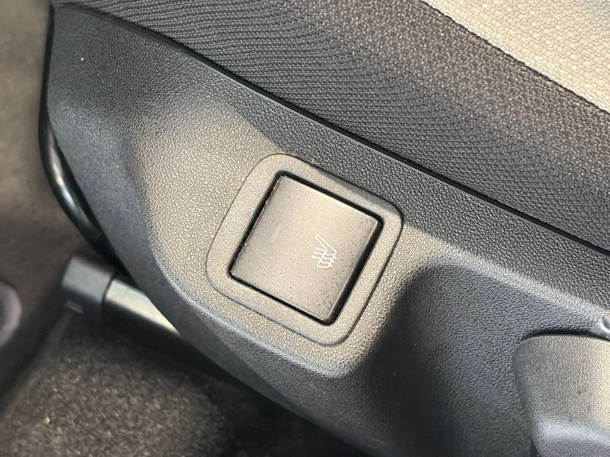 Grå Toyota Aygo fra 2021