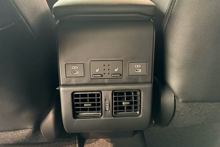 undefined Toyota BZ4X fra 2025