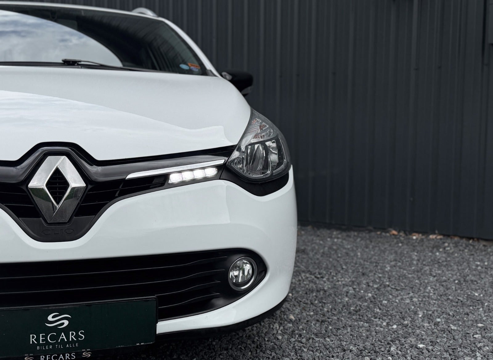 Hvid Renault Clio IV fra 2014