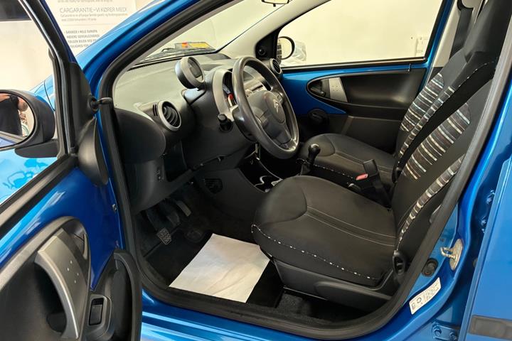 Blå Citroën C1 fra 2013