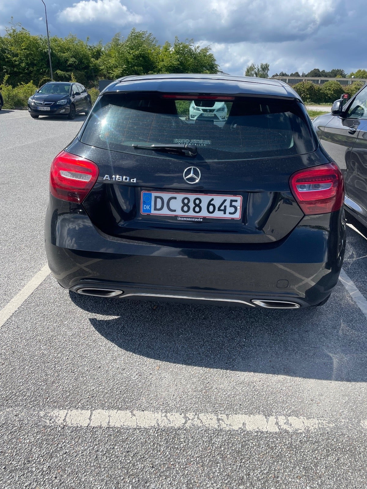 Sort Mercedes A180 d fra 2016
