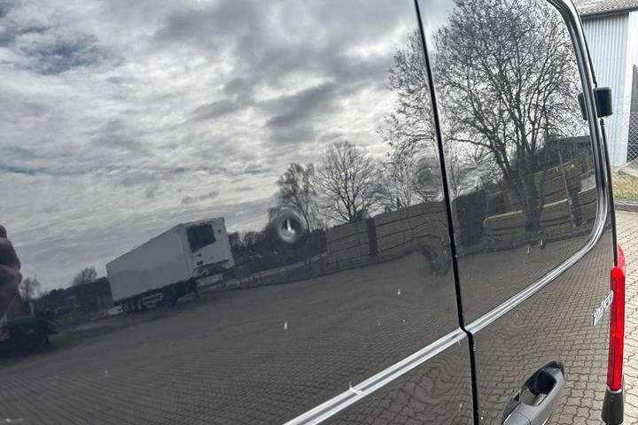Sort Mercedes Vito 119 fra 2021