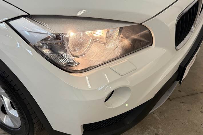Hvid BMW X1 fra 2014