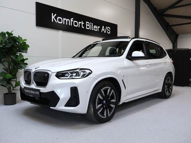 BMW iX3 Charged M-Sport