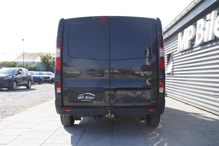 Sort Renault Trafic T29 fra 2016