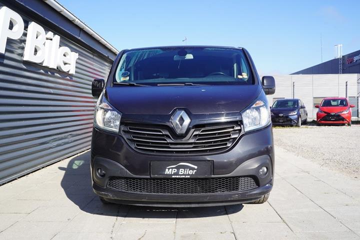 Sort Renault Trafic T29 fra 2016