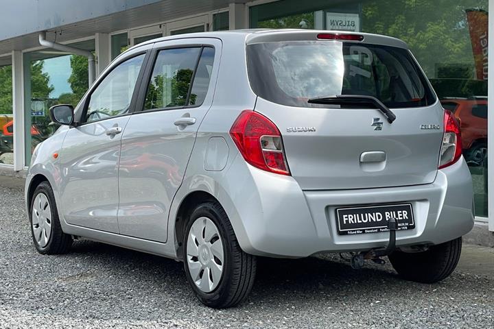 Sølv Suzuki Celerio fra 2018