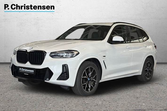 Hvid BMW X3 fra 2022