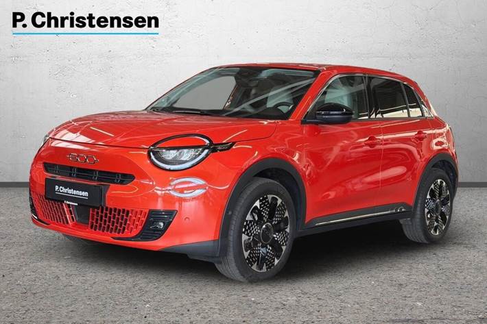 Rød Fiat 600e fra 2023