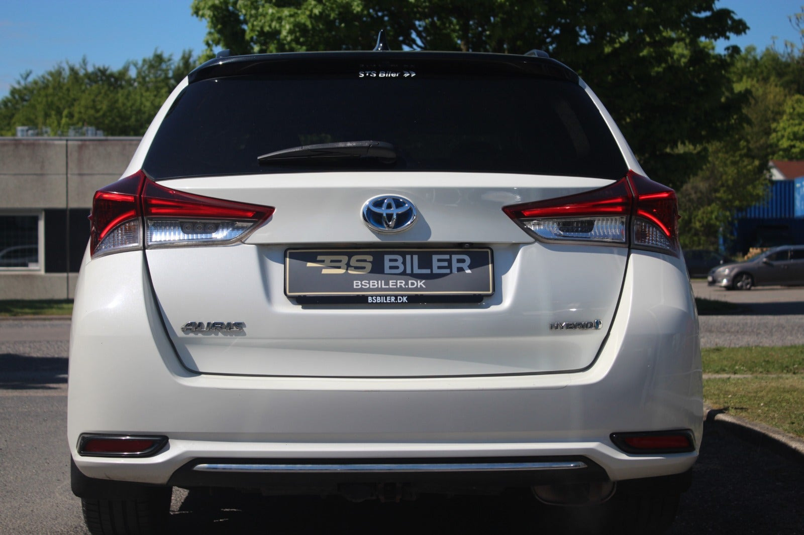 Hvid Toyota Auris fra 2018