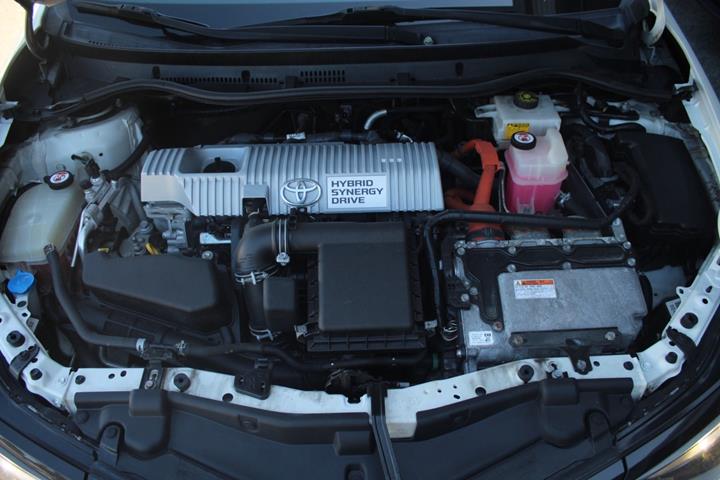 Hvid Toyota Auris fra 2018