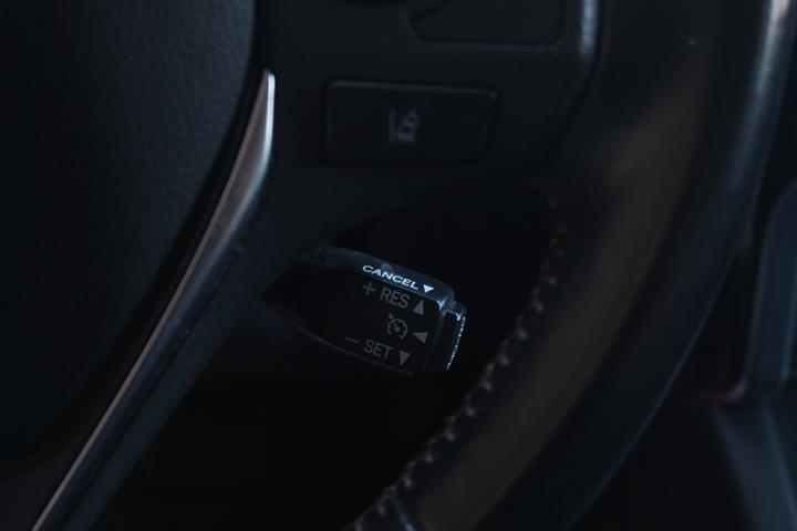 Hvid Toyota Auris fra 2018