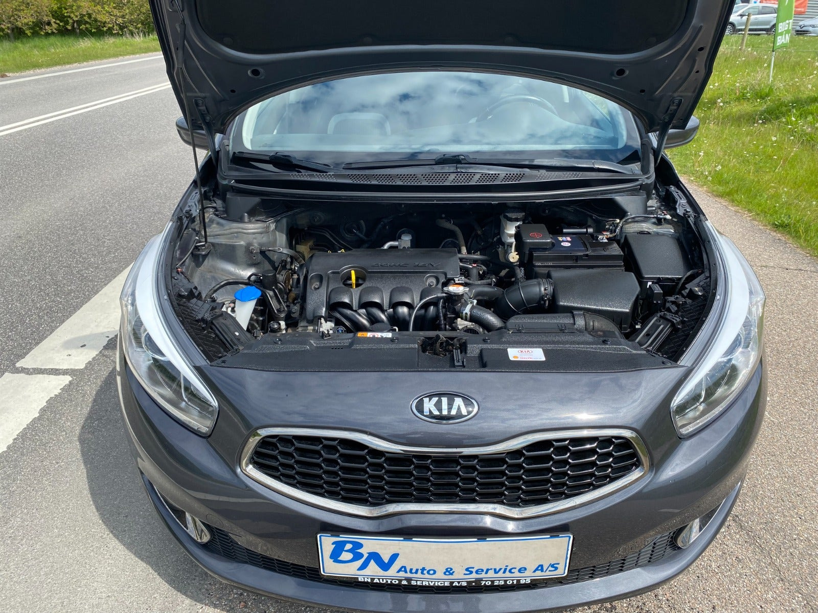 Grå Kia Ceed fra 2015