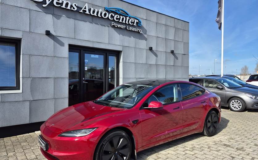 Tesla Model 3 Long Range RWD