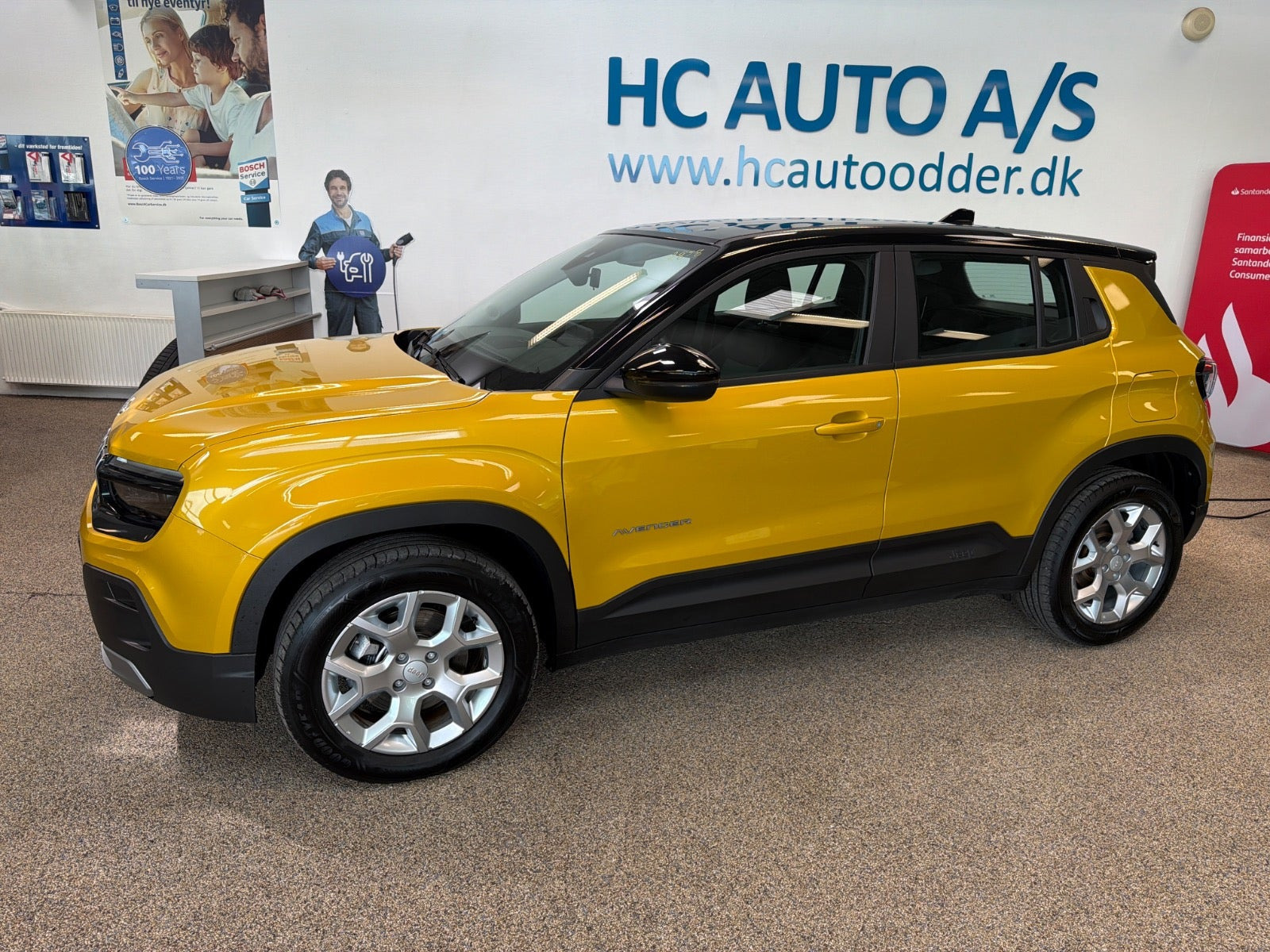 Gul Jeep Avenger fra 2023