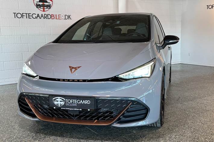 Grå Cupra Born fra 2023