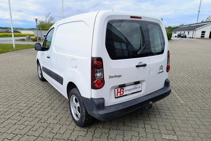 Hvid Citroën Berlingo fra 2012
