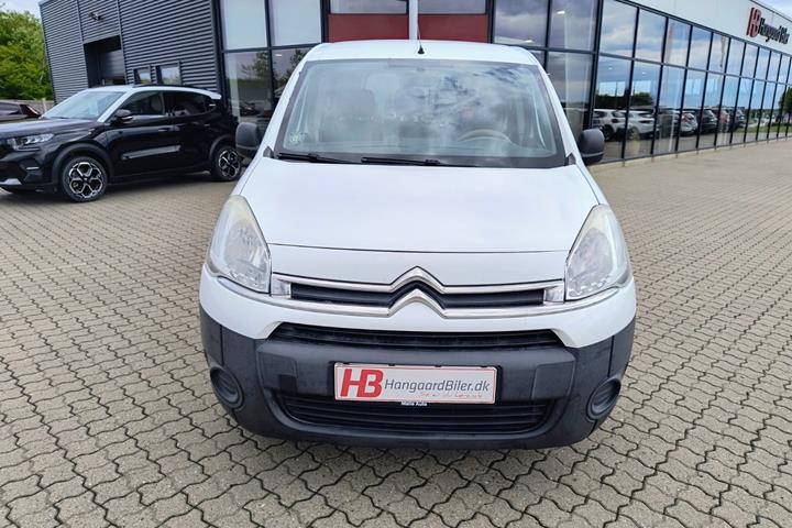 Hvid Citroën Berlingo fra 2012