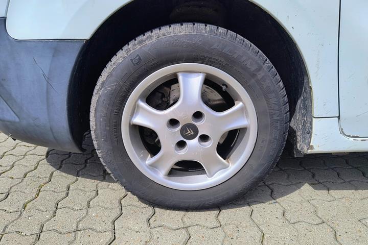 Hvid Citroën Berlingo fra 2012