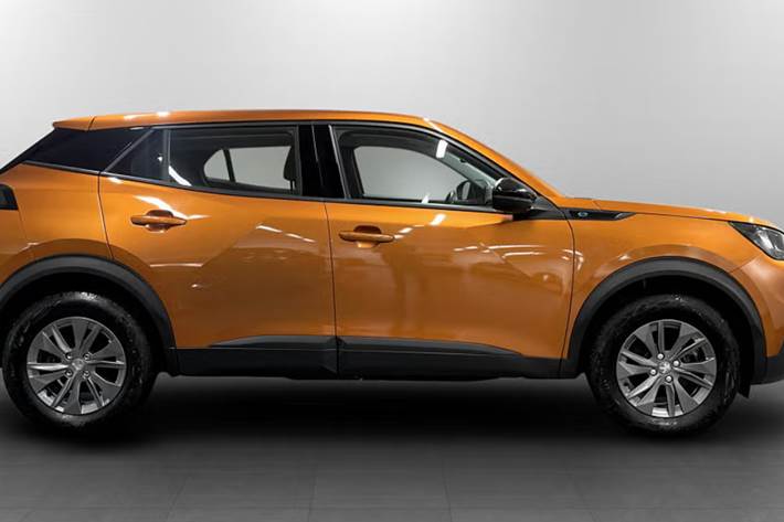 Orange Peugeot e-2008 fra 2021