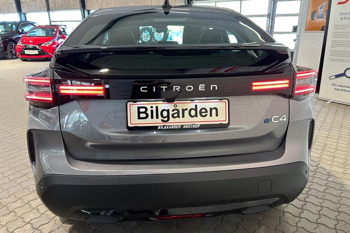 Grå Citroën ë-C4 fra 2025