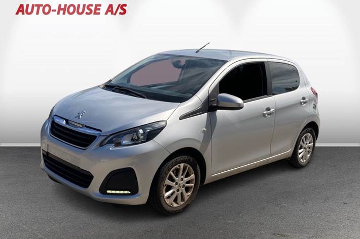 Sølv Peugeot 108 fra 2015