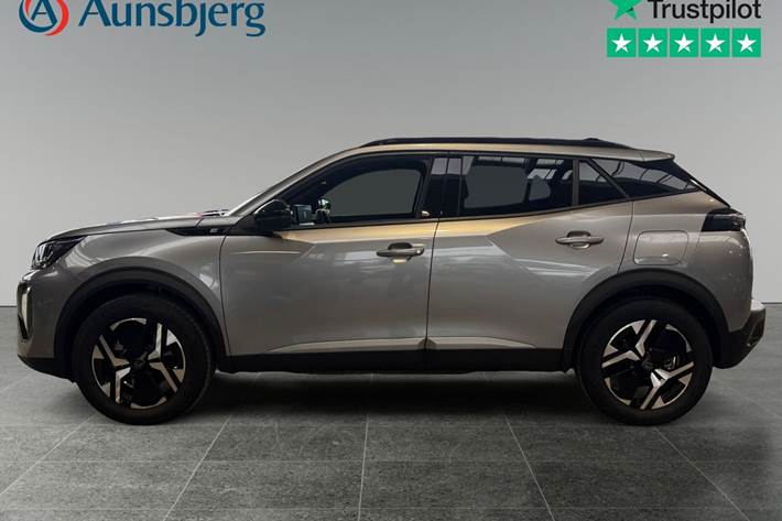 Grå Peugeot e-2008 fra 2025