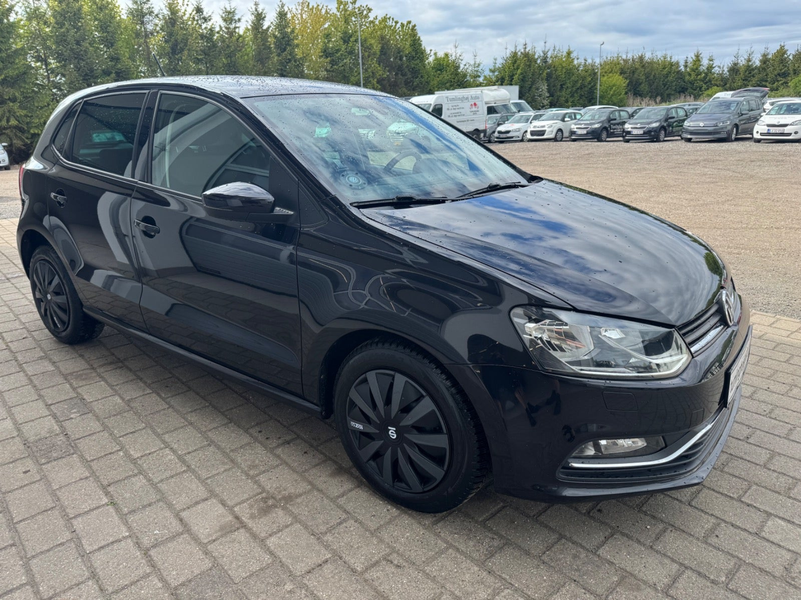 Sort VW Polo fra 2017