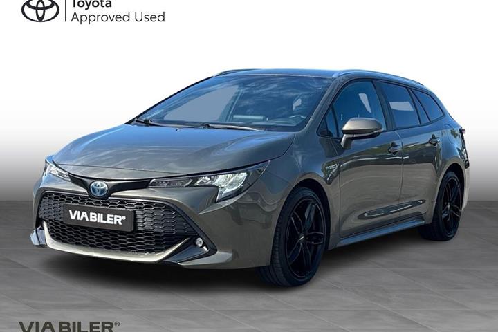 Bronze Toyota Corolla fra 2019 set udefra