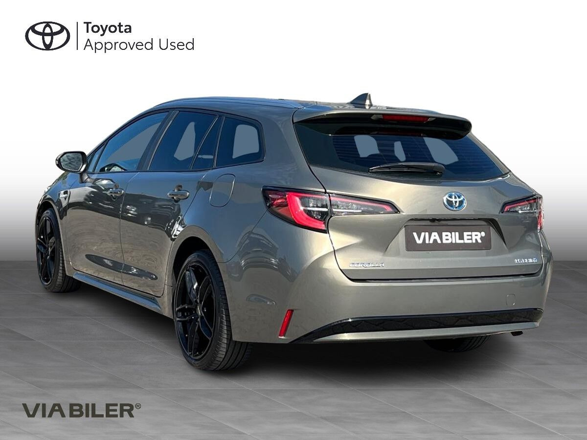 Bronze Toyota Corolla fra 2019