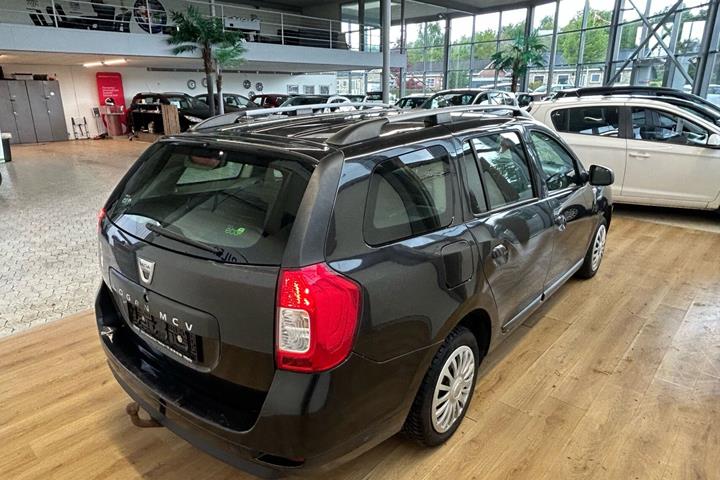 Sort Dacia Logan fra 2014