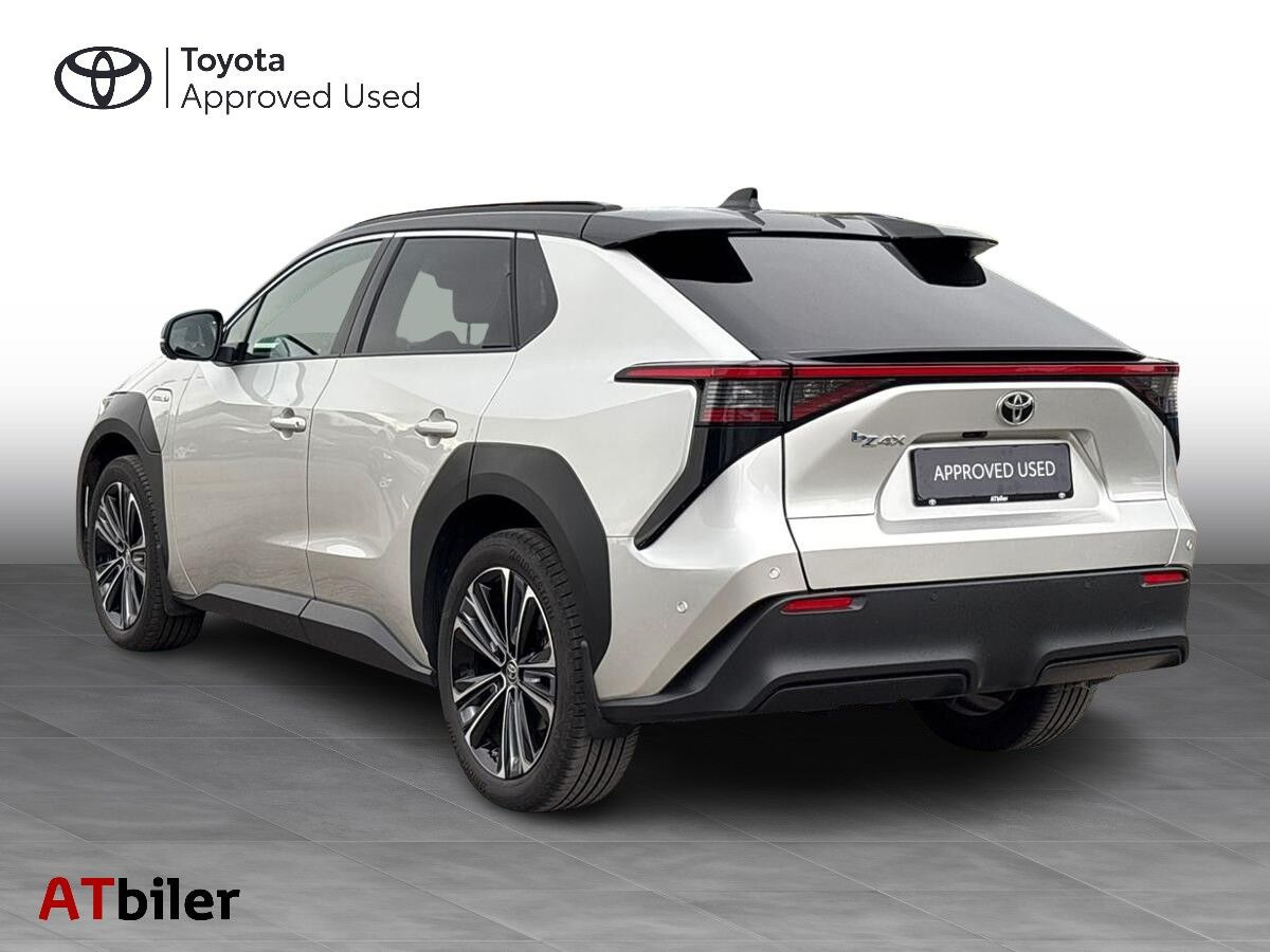 undefined Toyota BZ4X fra 2023