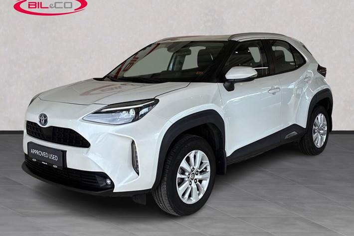 Hvid Toyota Yaris Cross fra 2022