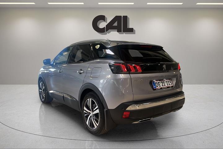 Sølv Peugeot 3008 fra 2021