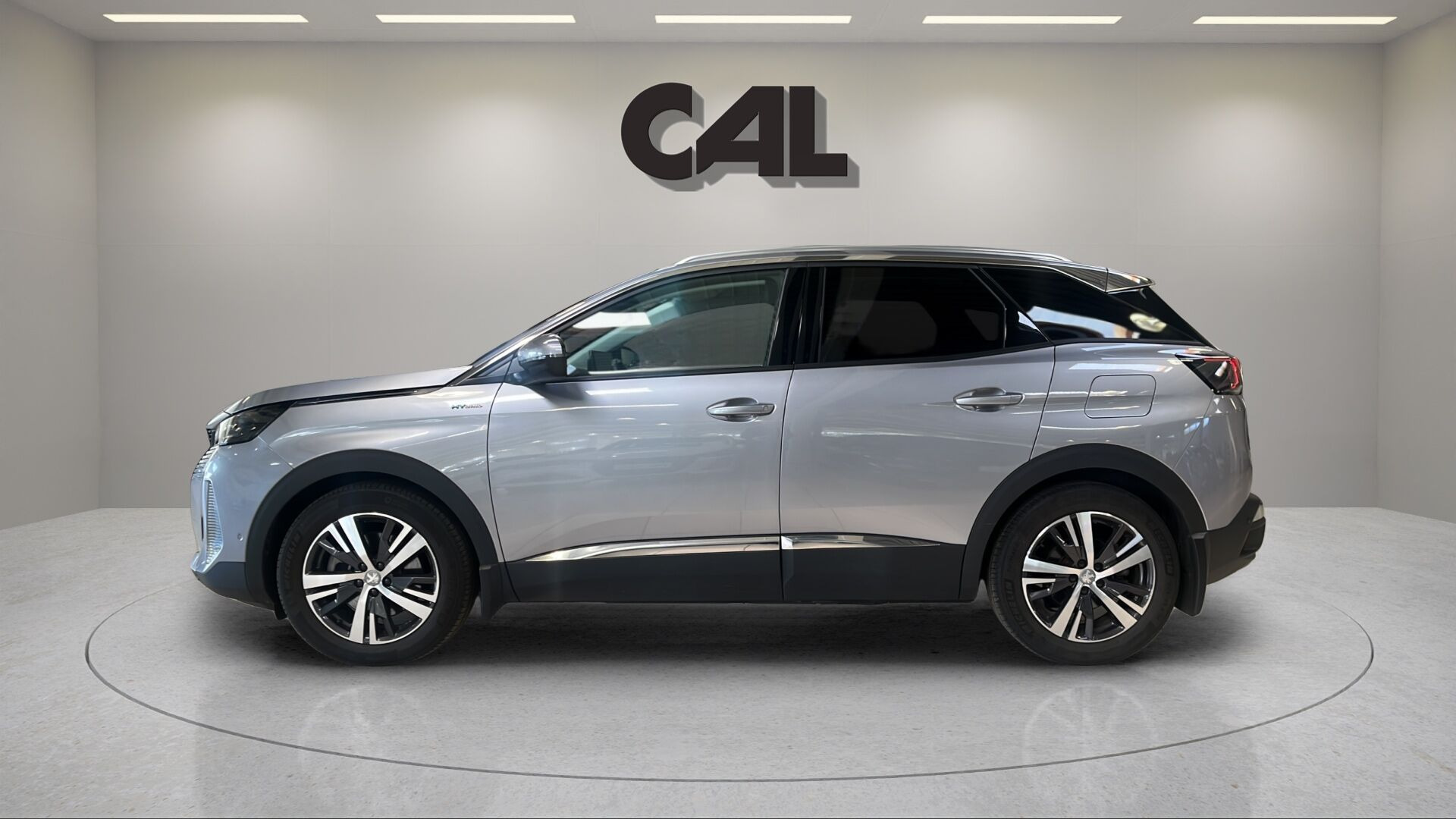 Grå Peugeot 3008 fra 2021