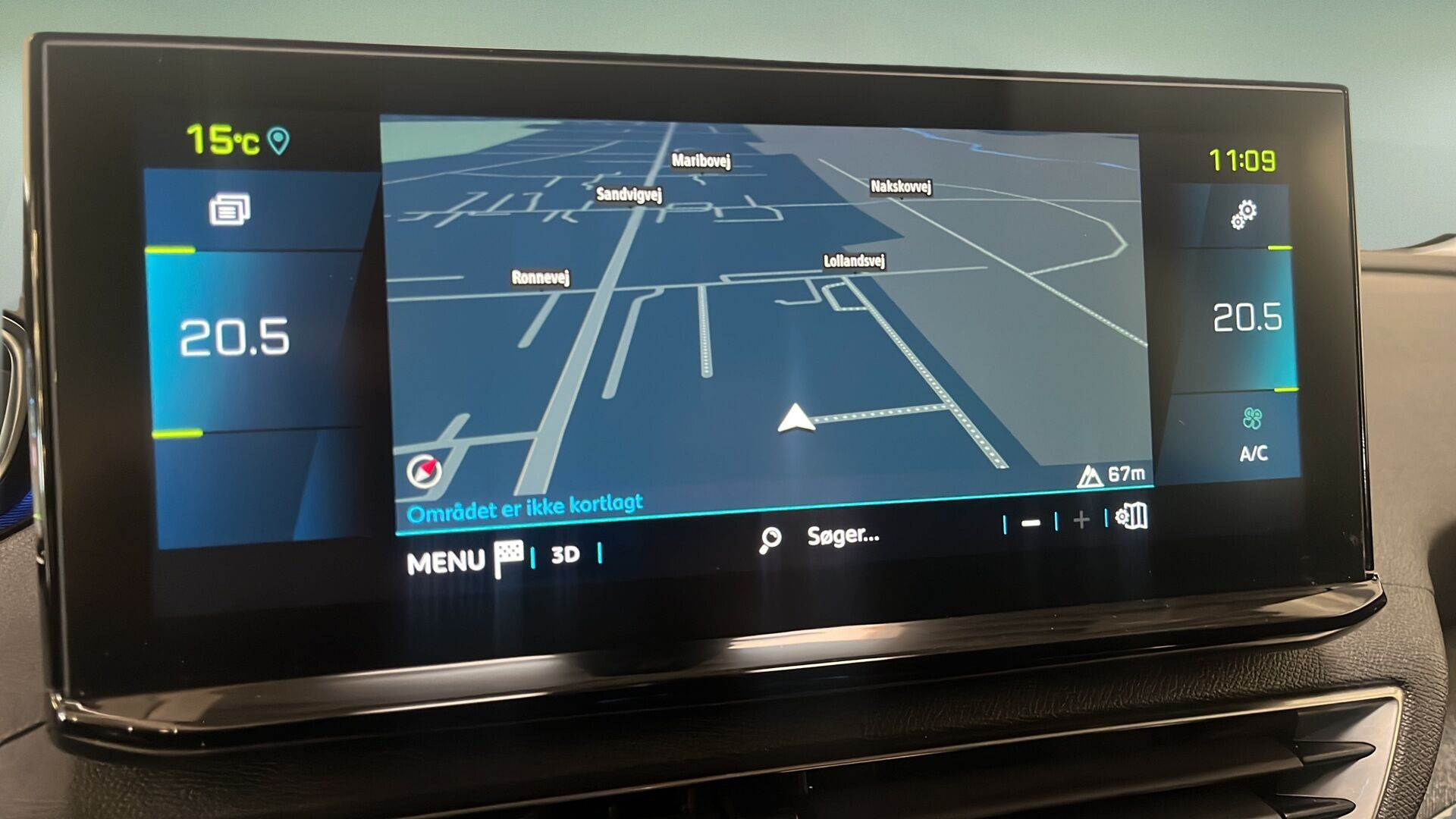 Grå Peugeot 3008 fra 2021