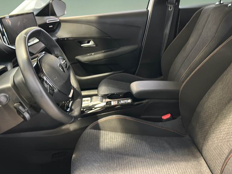 Peugeot e-208 EL Style 136HK 5d Aut.