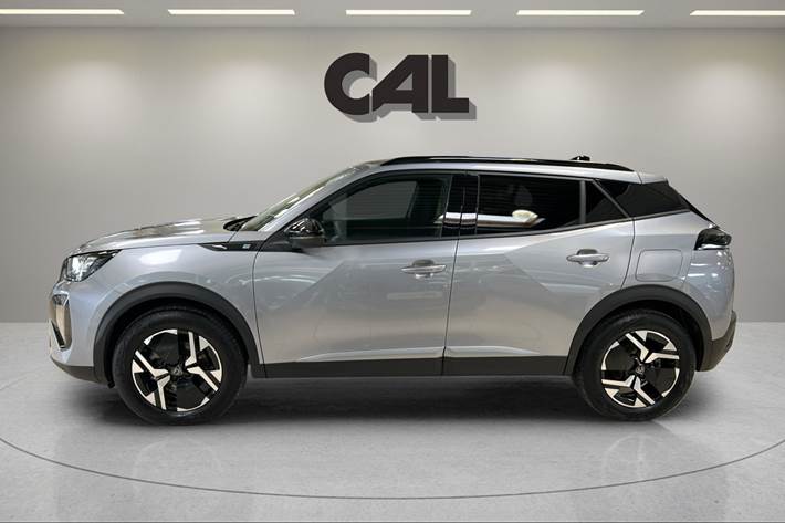 Grå Peugeot e-2008 fra 2025