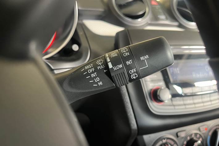 Grå Suzuki Swift fra 2022