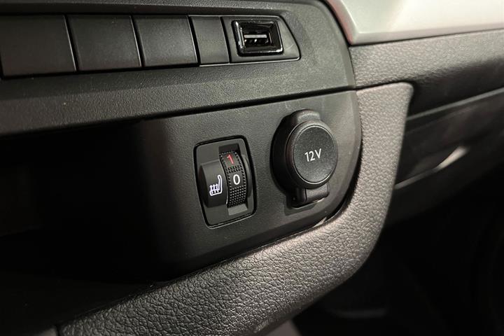 Sort Peugeot Expert fra 2023
