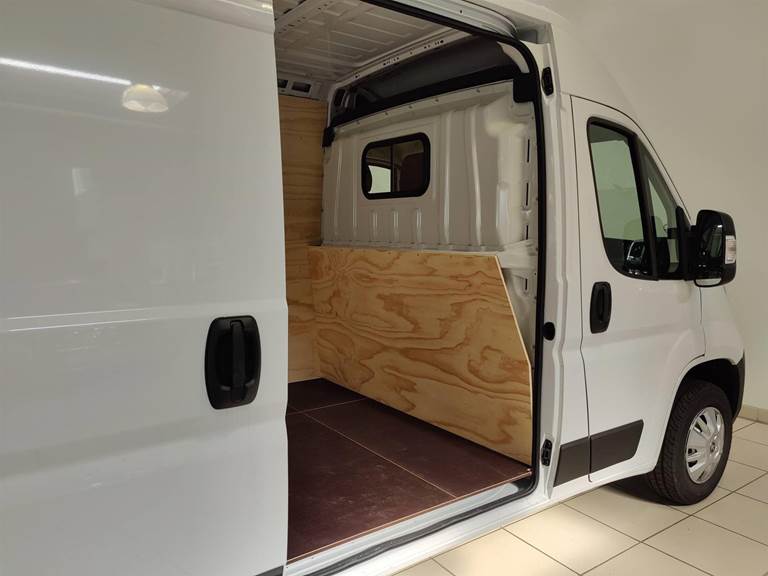 Peugeot Boxer 333 L2H2 2,2 BlueHDi Premium 140HK Van 6g
