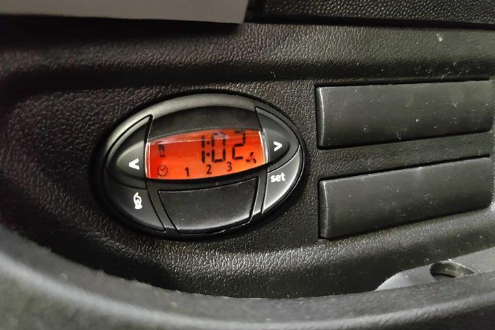 Hvid Peugeot Boxer fra 2022