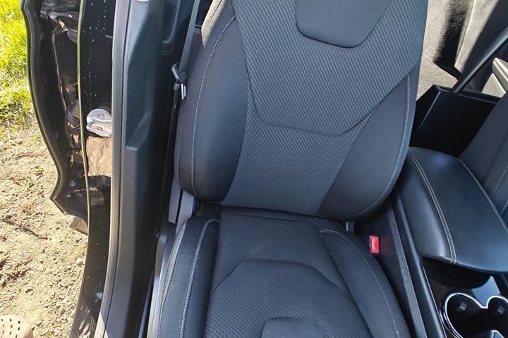 Sort Ford Edge fra 2017